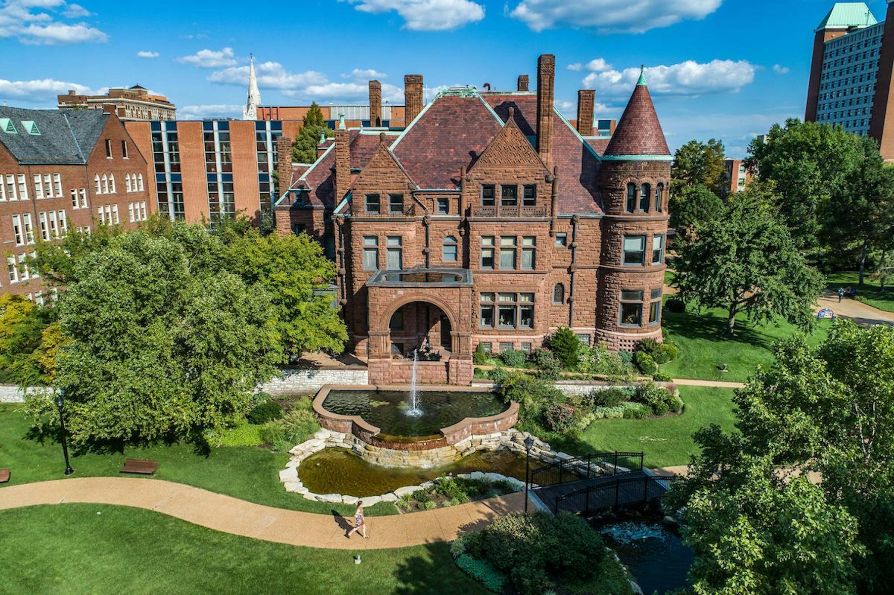 Saint Louis University | SLU Tuition and Fees | CollegeVine