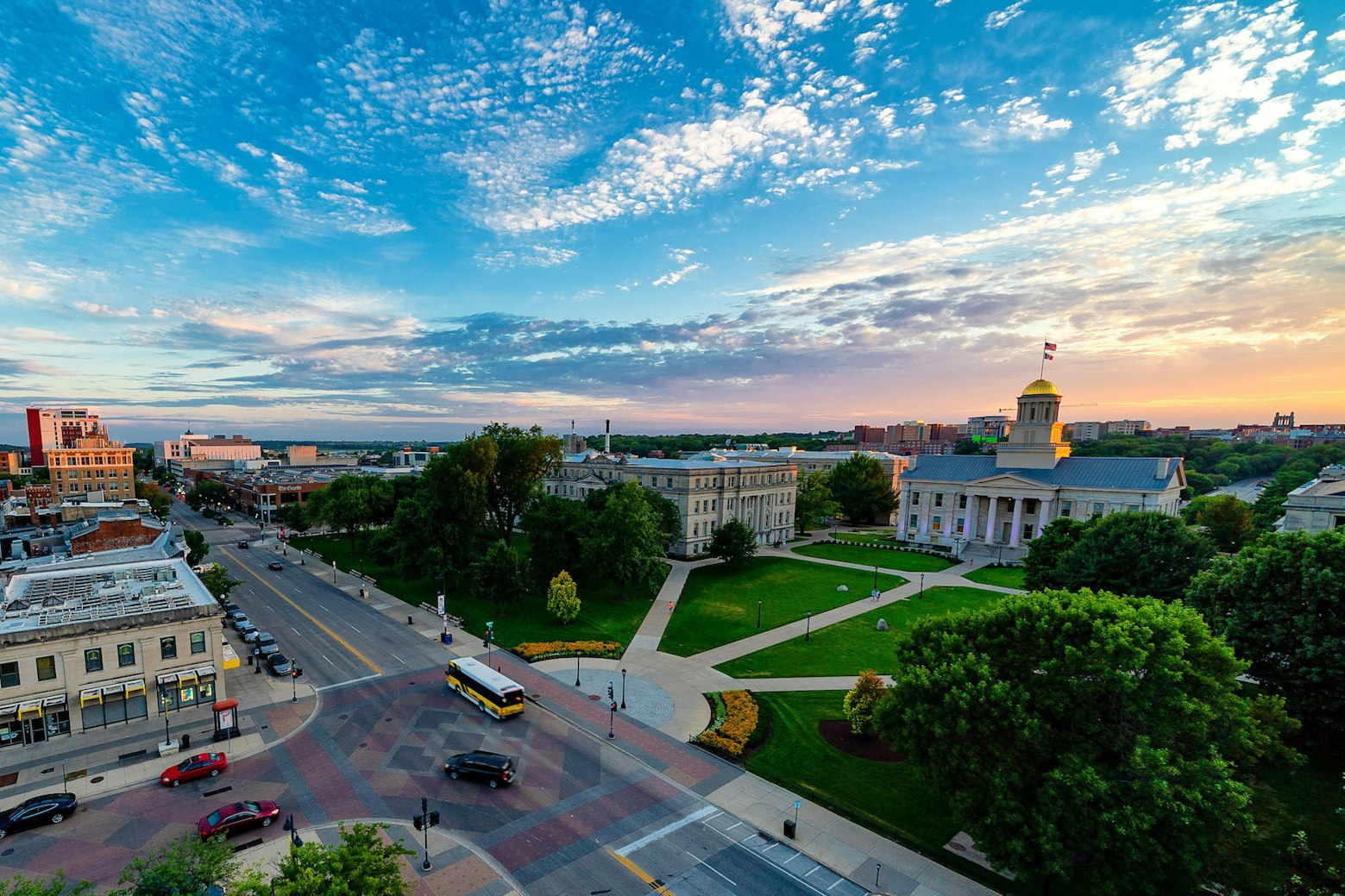 University of Iowa - Requirements + Data | CollegeVine