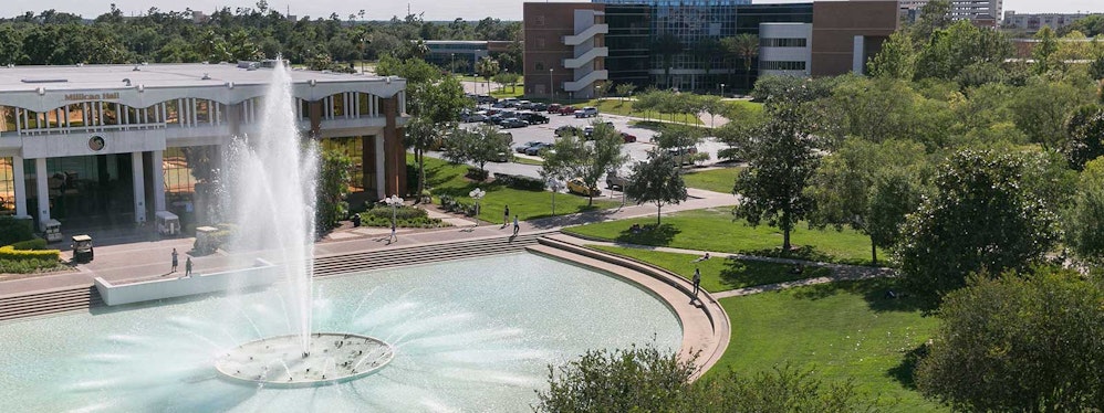 University of Central Florida | UCF’s 2023-24 Essay Prompts | CollegeVine