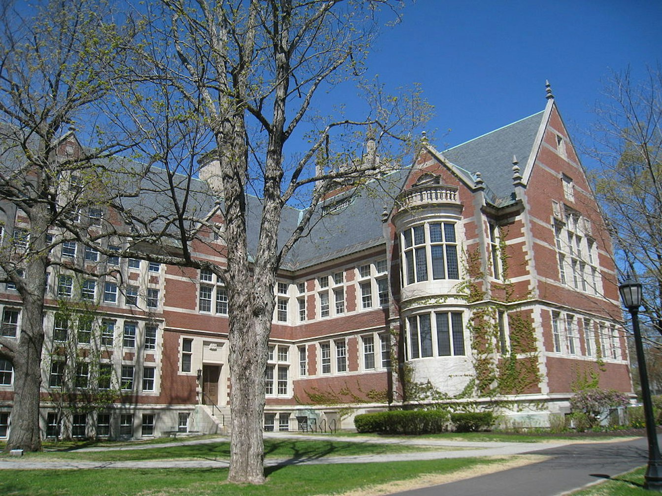 Bowdoin College Requirements + Data CollegeVine