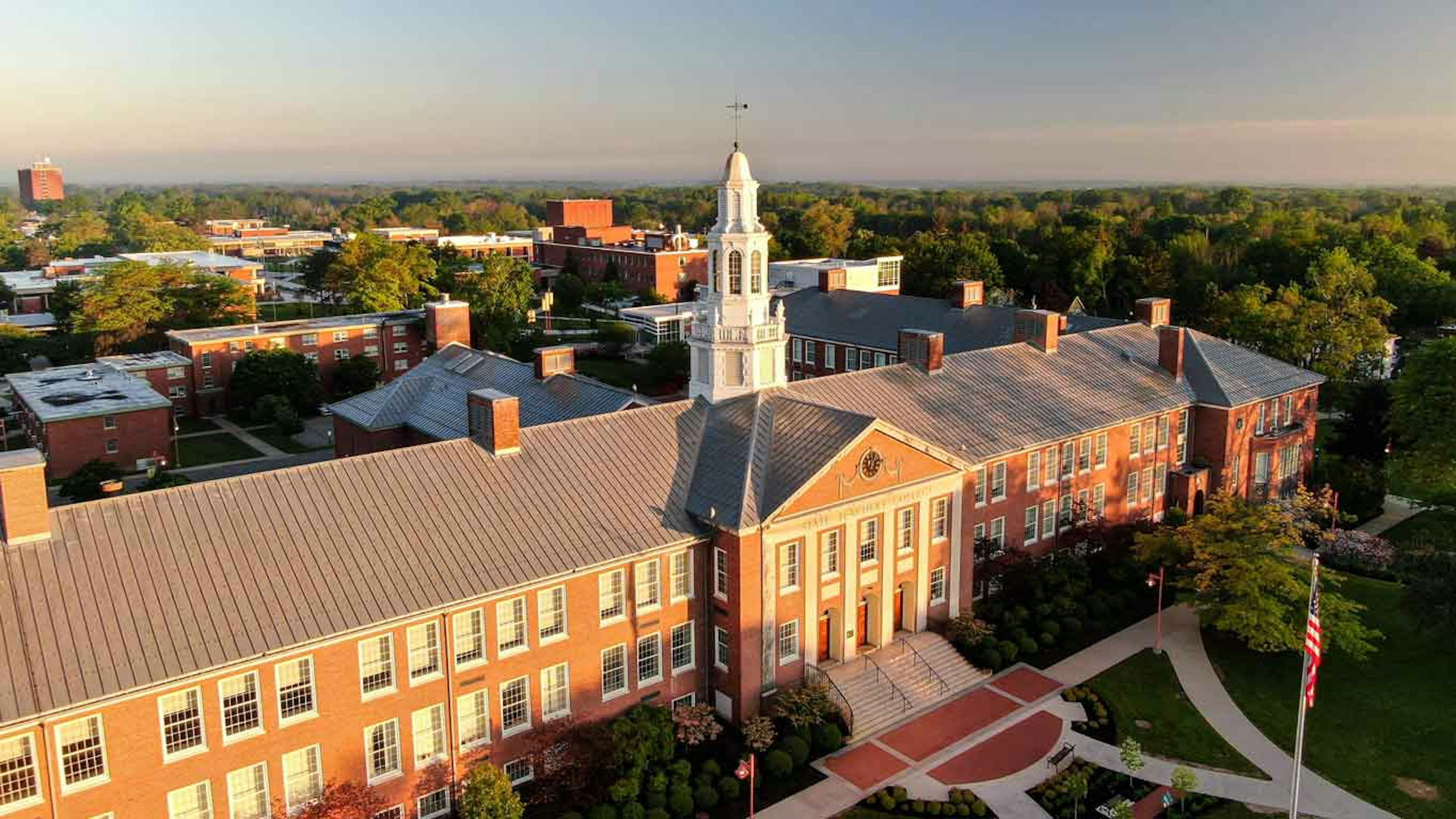 The State University of New York at Brockport SUNY Brockport