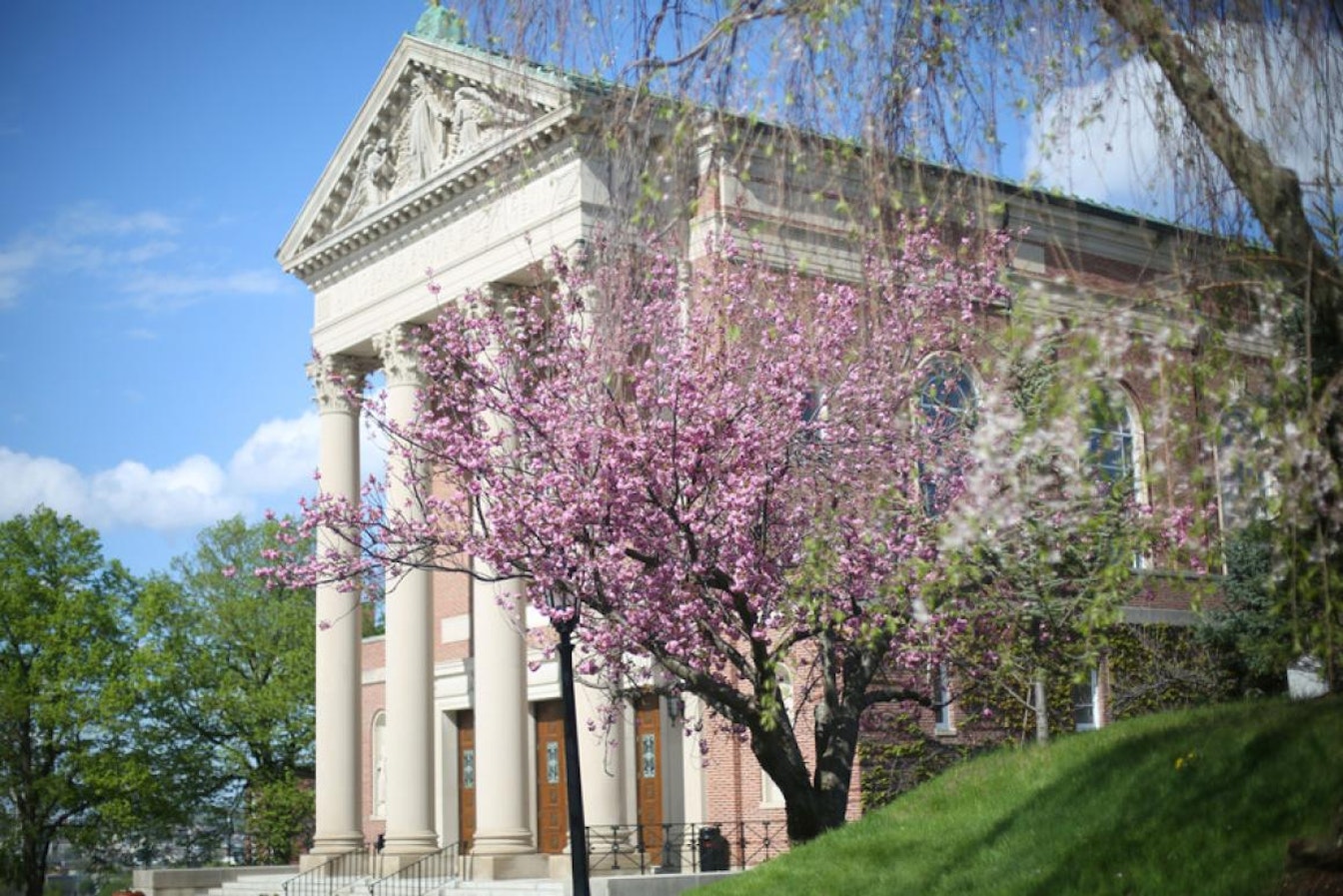 College of the Holy Cross Holy Cross Requirements   Data CollegeVine