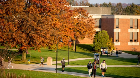 university of pennsylvania essay prompts 2023