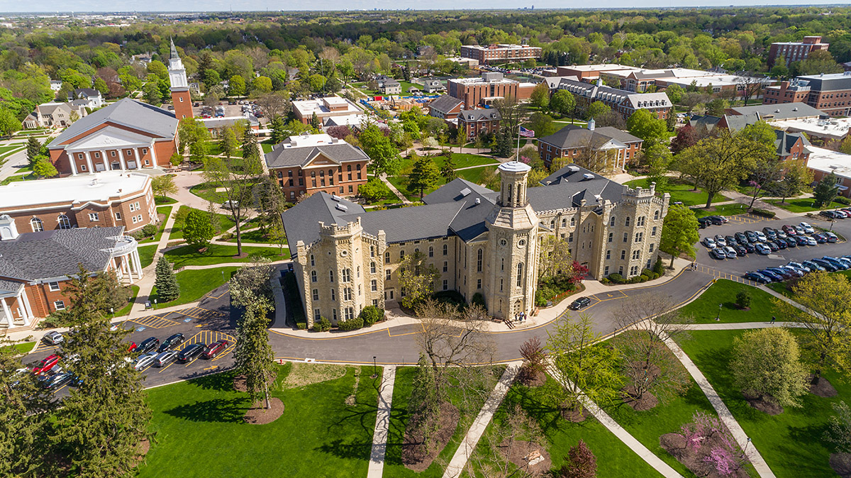 Wheaton College (Illinois) Admission Requirements | CollegeVine