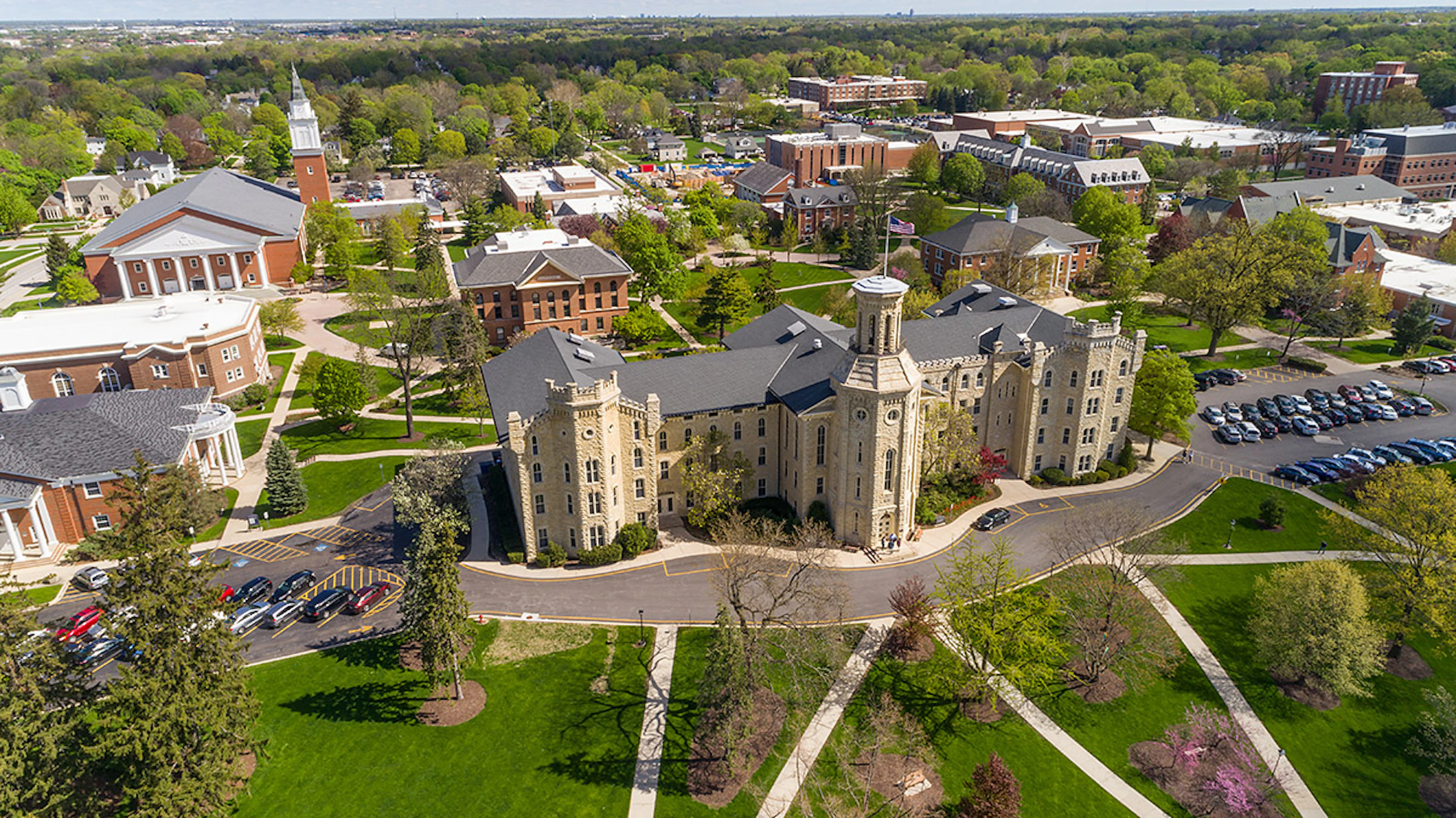 Wheaton College (Illinois) - Requirements + Data | CollegeVine