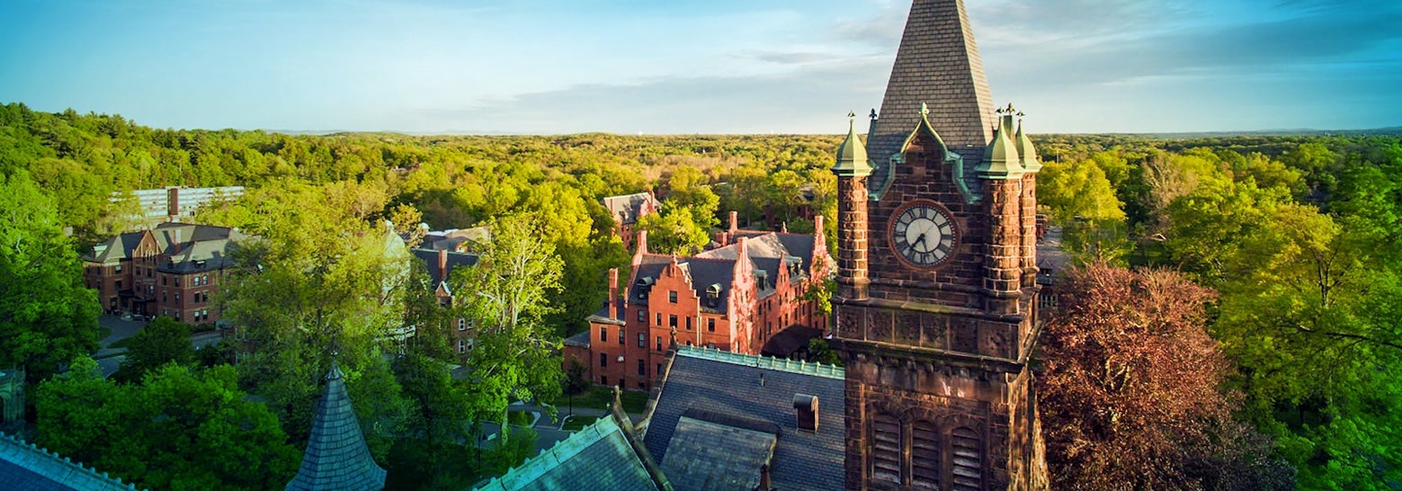 Mount Holyoke College Requirements + Data CollegeVine