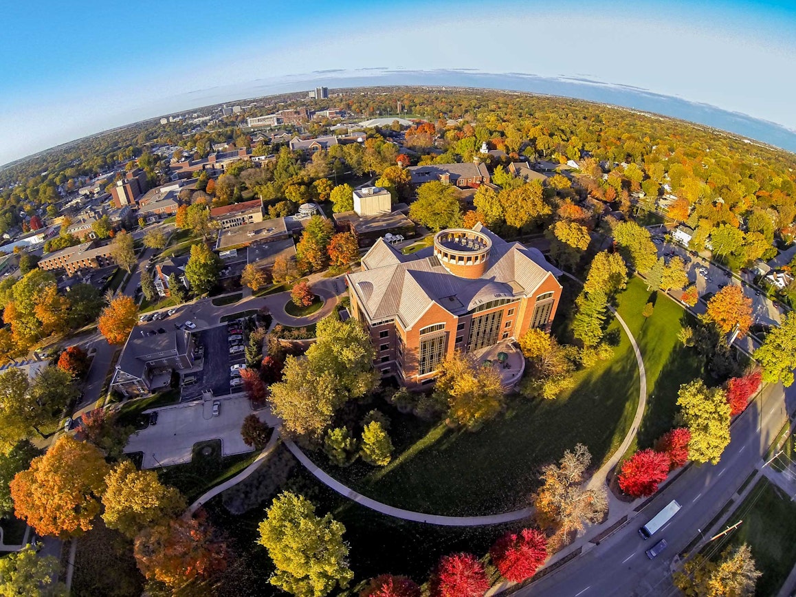 Illinois Wesleyan University Requirements   Data CollegeVine